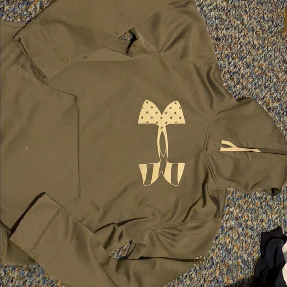 Men’s sweatshirt